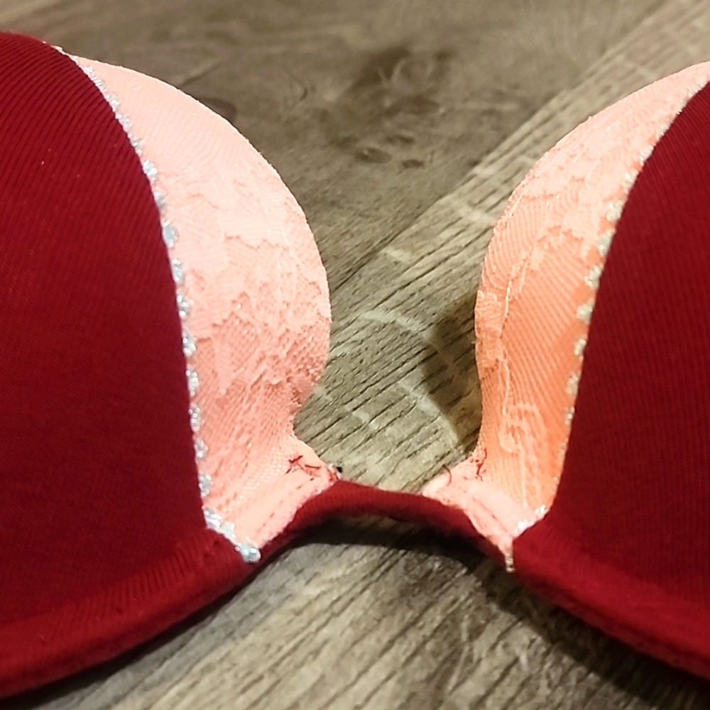 Set Of 5 Panties And Assorted Push Up Bra Victori… - image 4